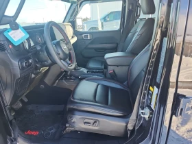 Jeep Wrangler 3.6L| RUBICON X| 4x4| CARFAX - 41000 € / 80189.03 лв. - 12821782 5