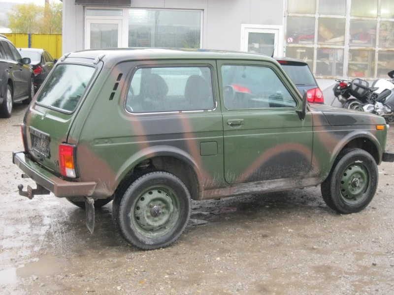 Lada Niva 1.7 I внос от ГЕРМАНИЯ, снимка 5 - Автомобили и джипове - 43100536