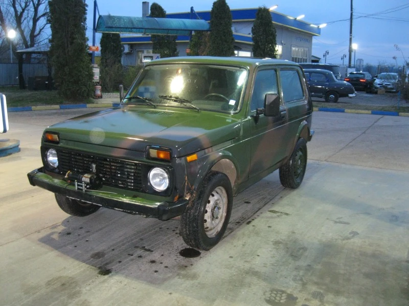 Lada Niva 1.7 I внос от ГЕРМАНИЯ, снимка 4 - Автомобили и джипове - 43100536