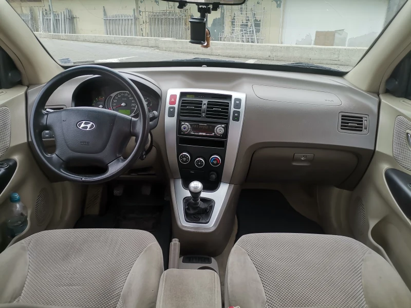 Hyundai Tucson, снимка 8 - Автомобили и джипове - 49107009