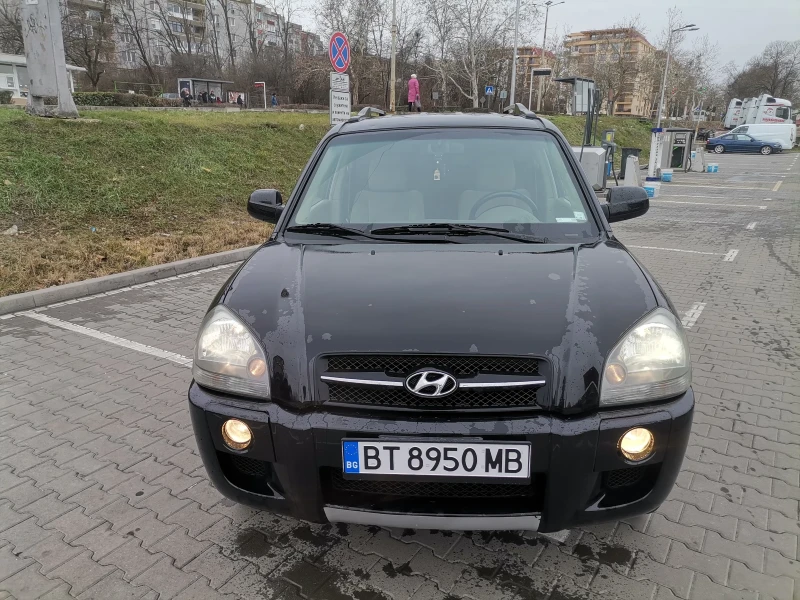 Hyundai Tucson, снимка 1 - Автомобили и джипове - 49107009