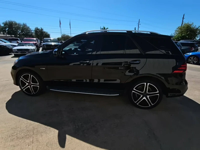 Mercedes-Benz GLE AMG GLE 43 4MATIC, снимка 2 - Автомобили и джипове - 53189178