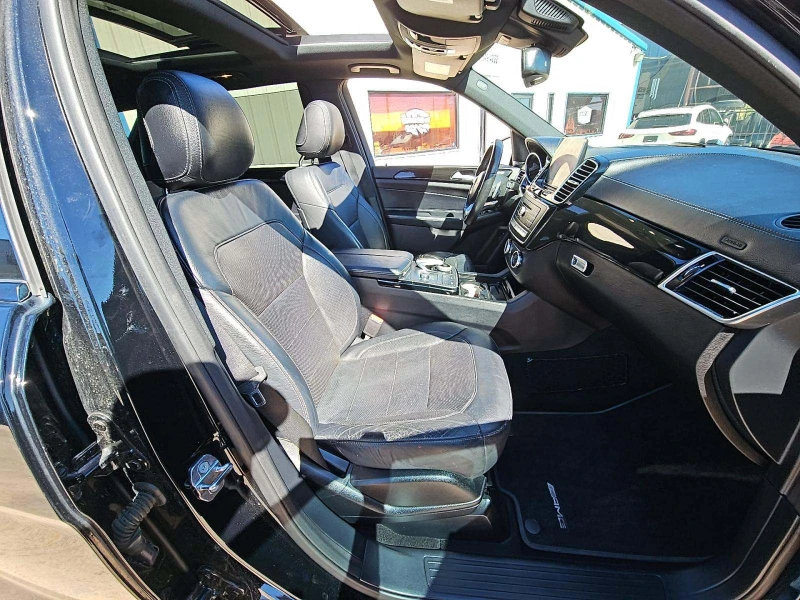 Mercedes-Benz GLE AMG GLE 43 4MATIC, снимка 7 - Автомобили и джипове - 53189178