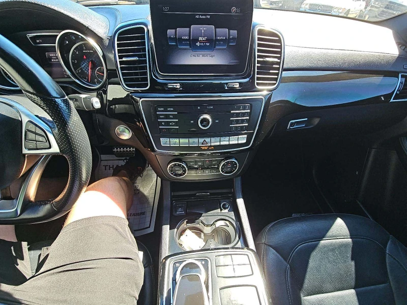 Mercedes-Benz GLE AMG GLE 43 4MATIC, снимка 6 - Автомобили и джипове - 53189178