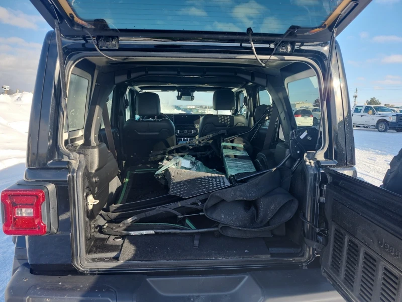 Jeep Wrangler 3.6L| RUBICON X| 4x4| CARFAX, снимка 14 - Автомобили и джипове - 53369079