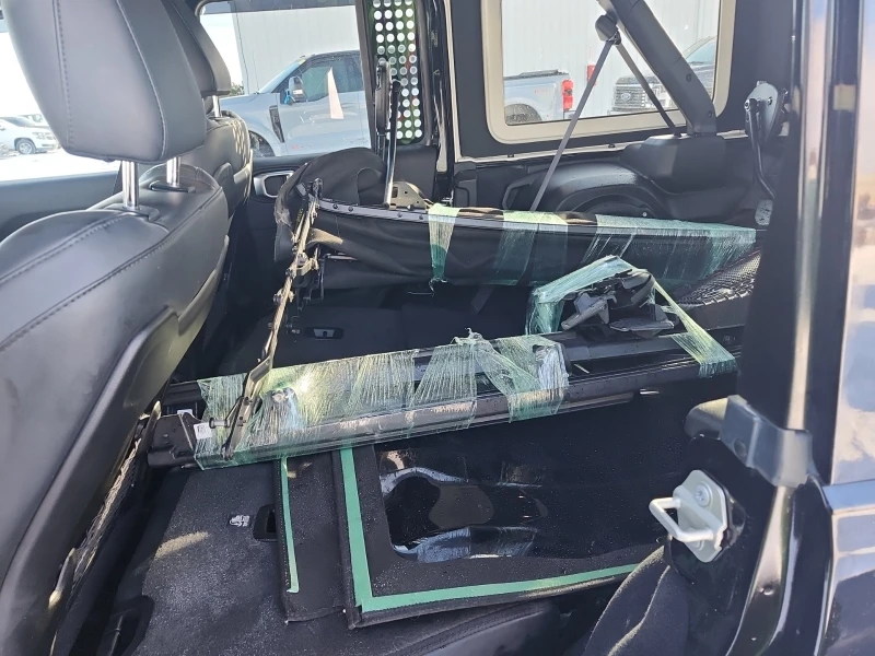 Jeep Wrangler 3.6L| RUBICON X| 4x4| CARFAX, снимка 12 - Автомобили и джипове - 53369079