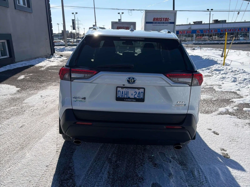 Toyota Rav4 Hybrid XLE С РЕГИСТРАЦИЯ & АВТО КРЕДИТ , снимка 4 - Автомобили и джипове - 53371501