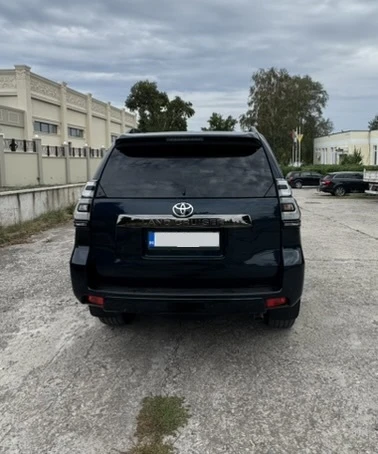 Toyota Land cruiser  150 Black Edition, снимка 4 - Автомобили и джипове - 47406586