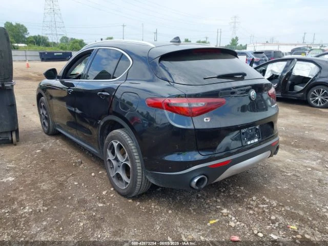 Alfa Romeo Stelvio AWD - изображение 4