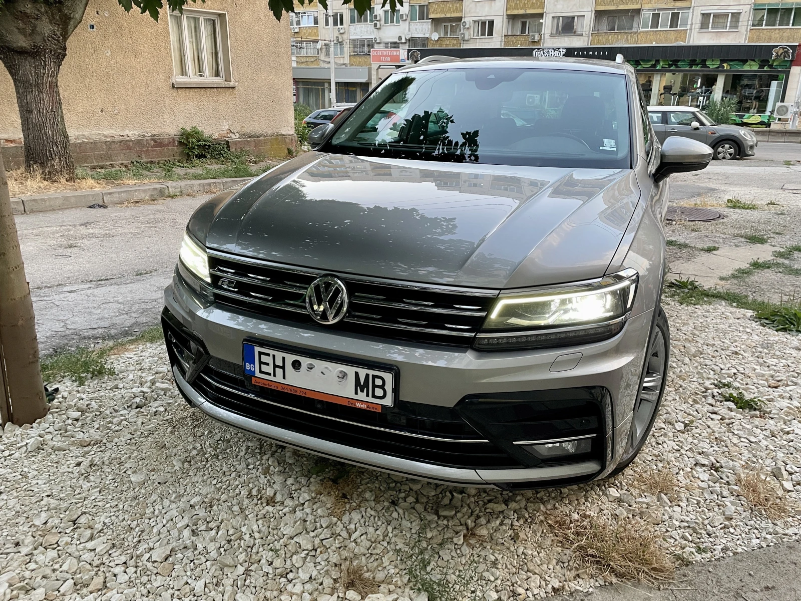 VW Tiguan R-line, снимка 1