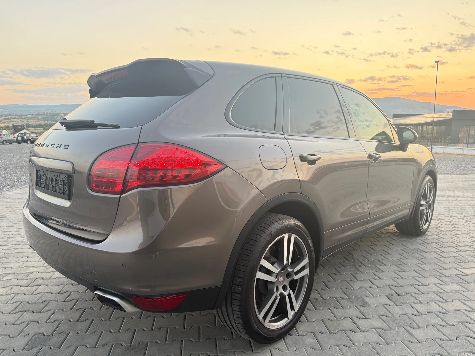 Porsche Cayenne 3.0d 245ks - изображение 5