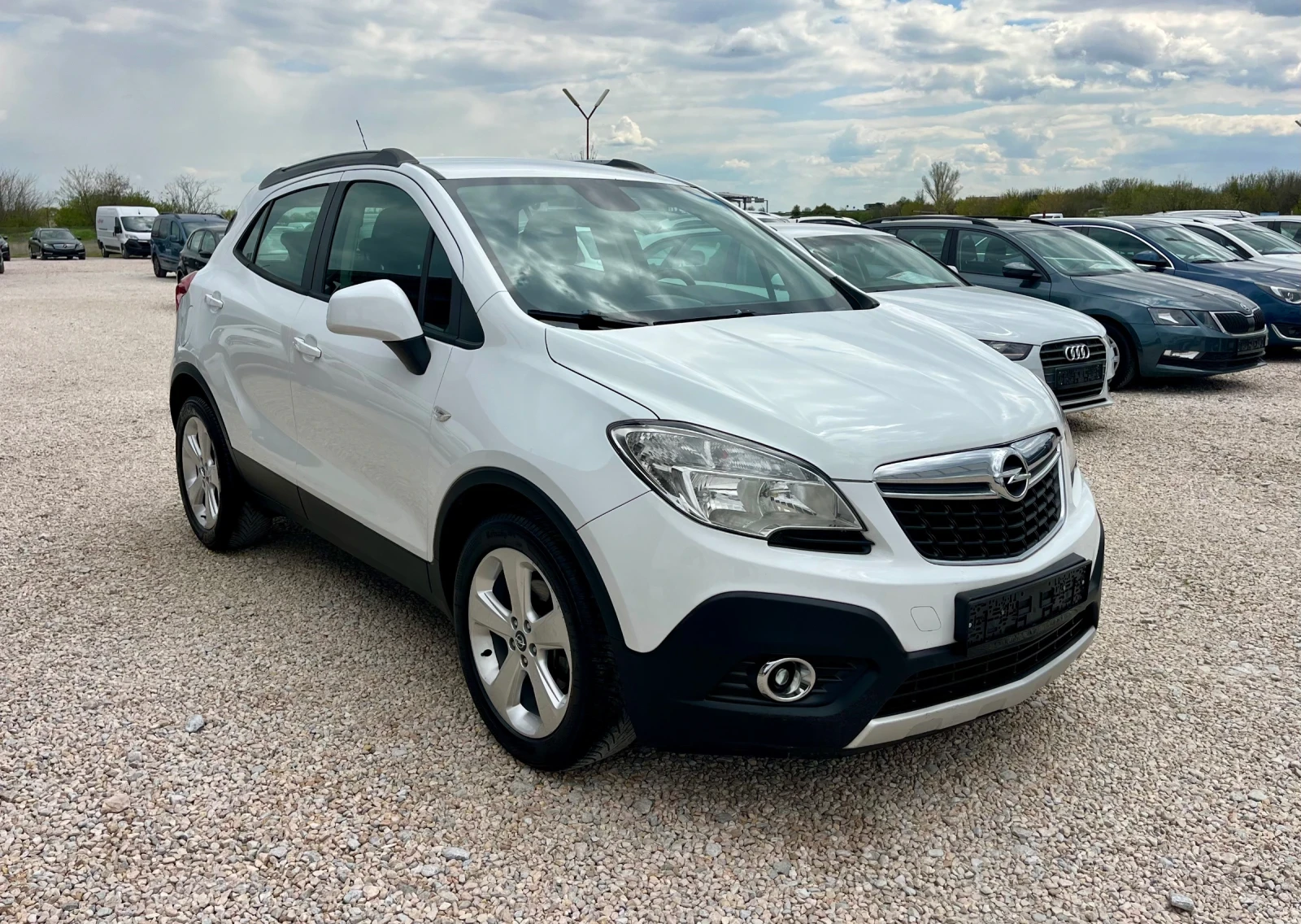 Opel Mokka 1.6i* 116k.c* СЕРВИЗНА ИСТОРИЯ, снимка 2 - Автомобили и джипове - 54150101