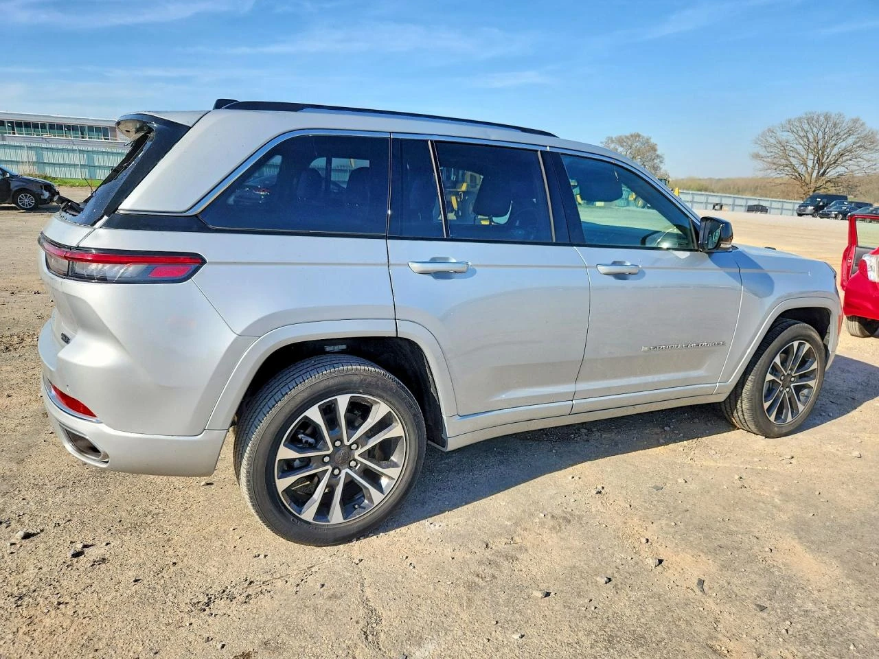 Jeep Grand cherokee 3.6* OVERLAND* РЕАЛНИ КМ!, снимка 5 - Автомобили и джипове - 54645204