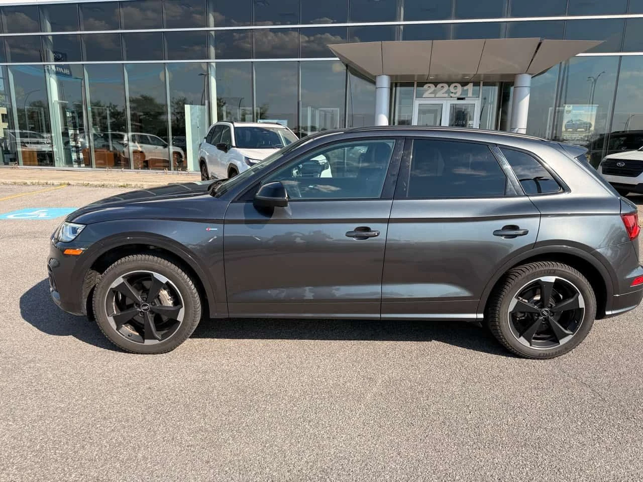 Audi Q5 | Technik | DISTRONIC | 360 | B&O | �������� |  | Mobile.bg � ����������� 2
