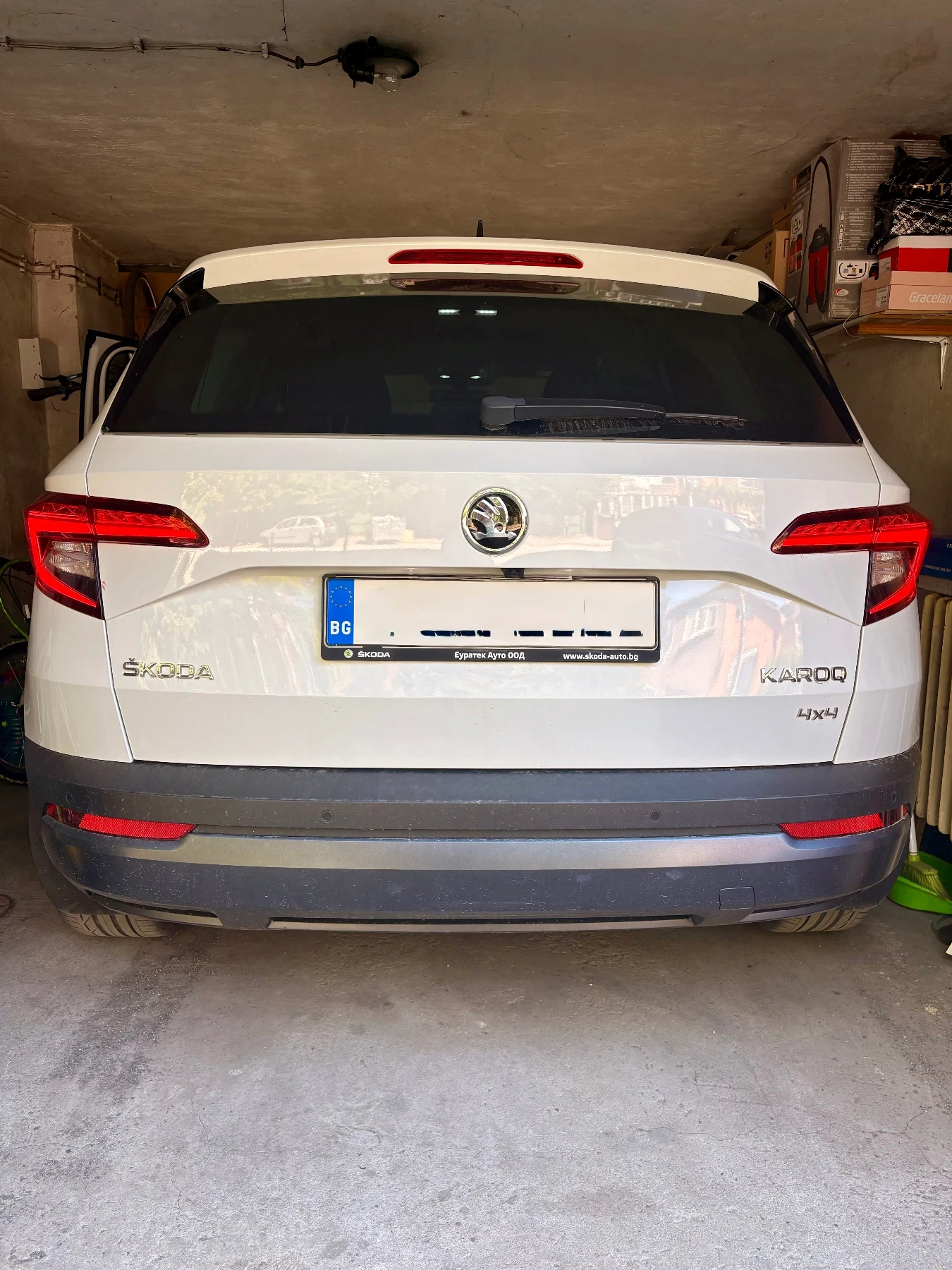Skoda Karoq 2.0 TDI 4x4, снимка 3 - Автомобили и джипове - 56584255