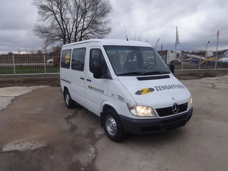 Mercedes-Benz Sprinter 211 Пътнически- 9 местен, снимка 1 - Бусове и автобуси - 44764522