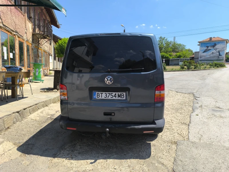 VW T5 2.5, снимка 5 - Бусове и автобуси - 47235568