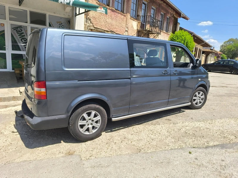 VW T5 2.5, снимка 4 - Бусове и автобуси - 47235568