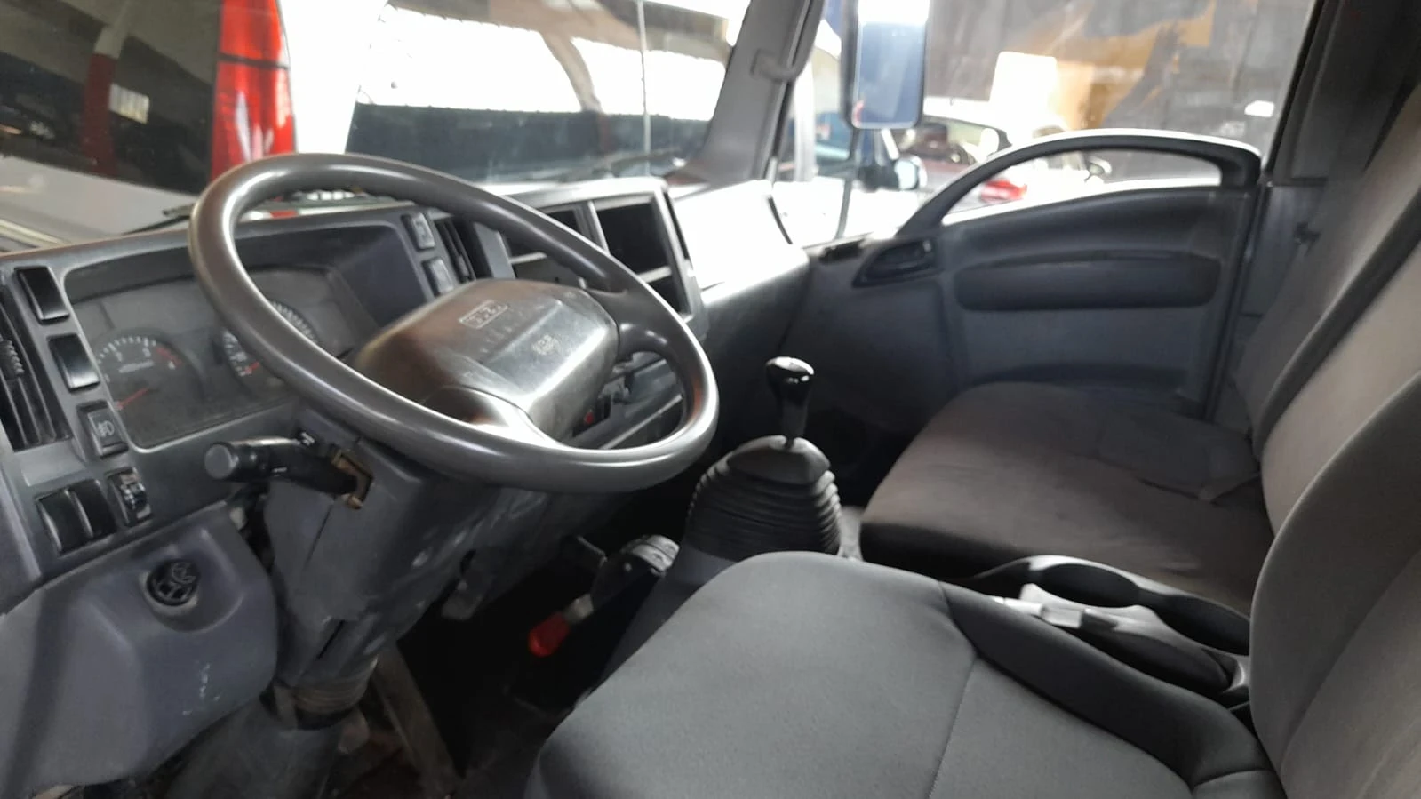 Isuzu Midi N35 тристранен самосвал  - изображение 8