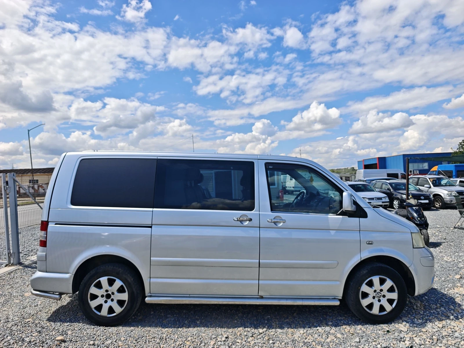 VW T5, снимка 4 - Бусове и автобуси - 55414942