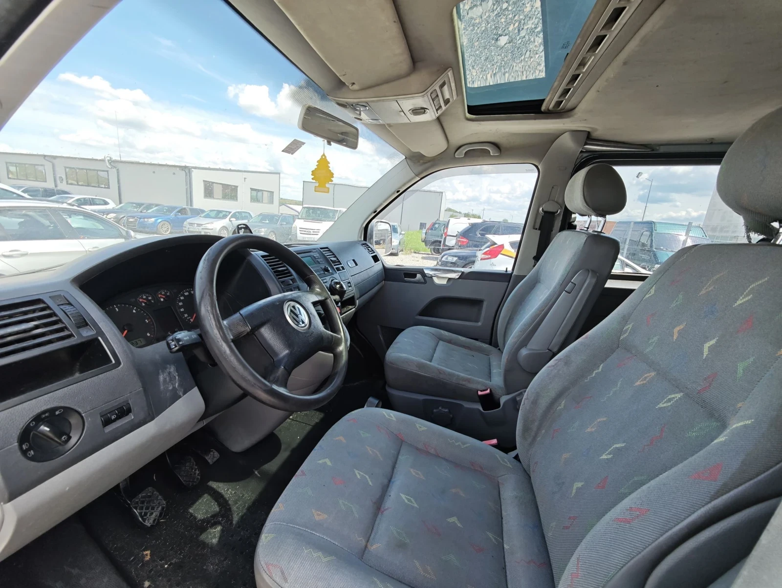 VW T5, снимка 9 - Бусове и автобуси - 55414942