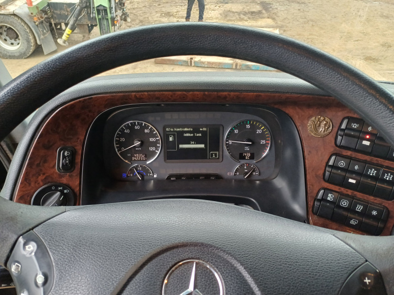 Mercedes-Benz Actros 6х6 33.550 V8 Ретардер, снимка 17 - Камиони - 46402183