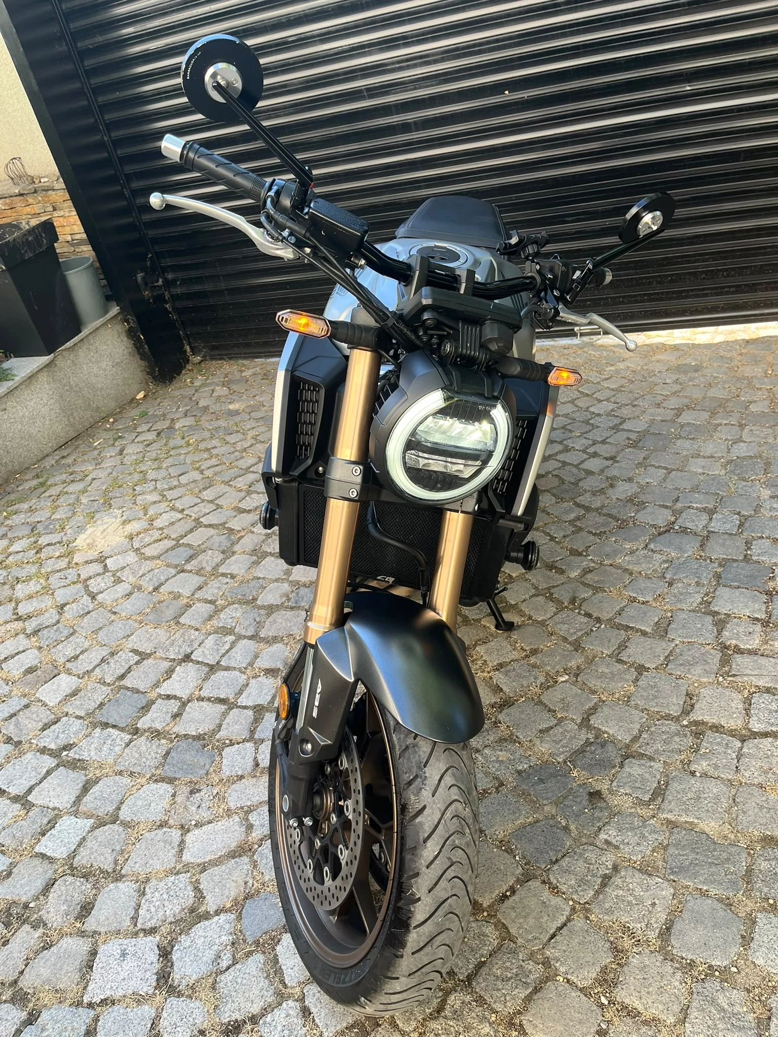 Honda Cb 650R, снимка 16 - Мотоциклети и мототехника - 56084926