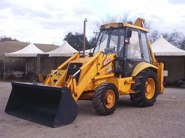 Багер JCB 3CX, снимка 6 - Индустриална техника - 47056990