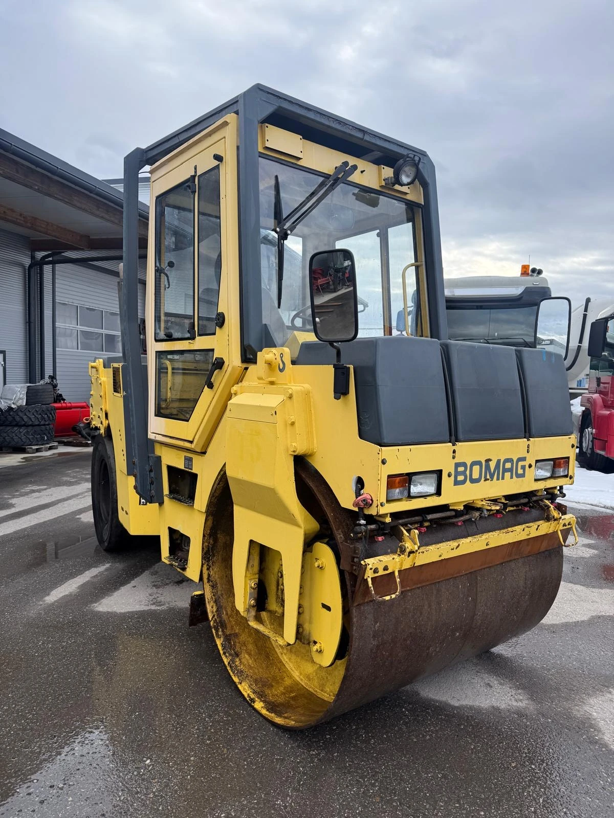 Валяк BOMAG BW 114 AC-2 - изображение 5