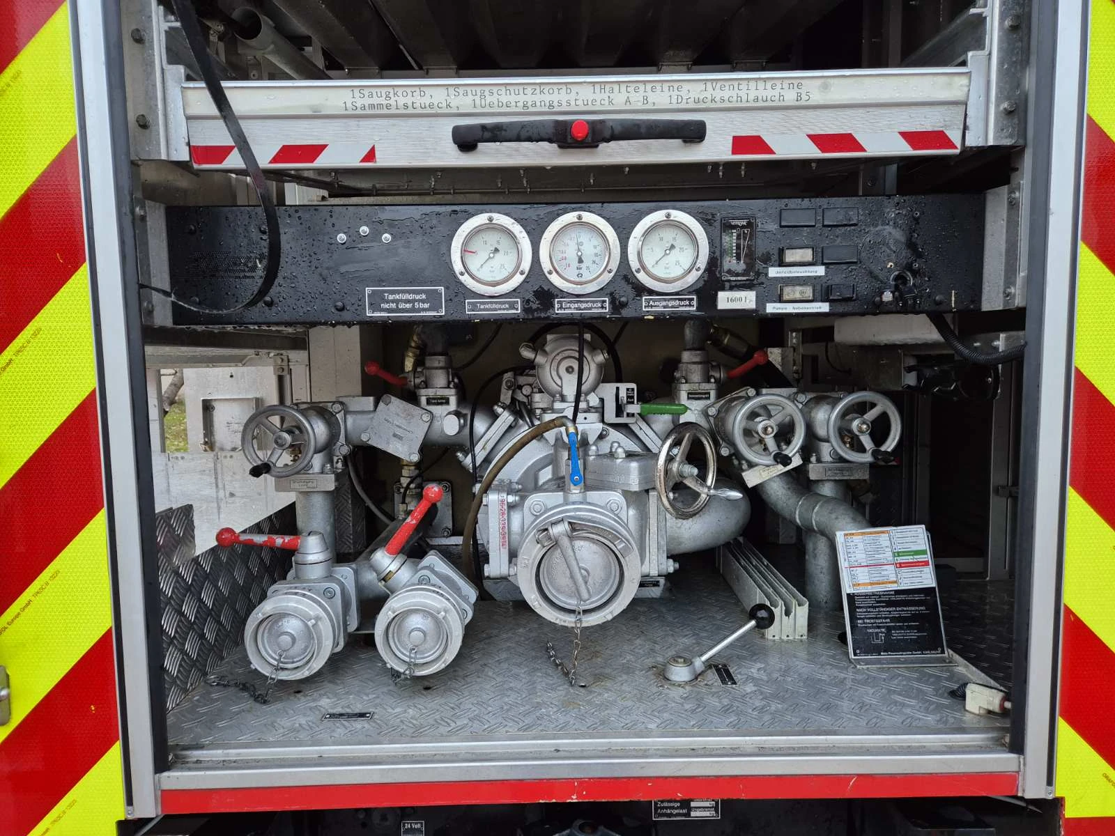 Други специализирани машини MAN 4х4 LF16/12 12.222 Пожарен автомобил, снимка 16 - Индустриална техника - 54171097