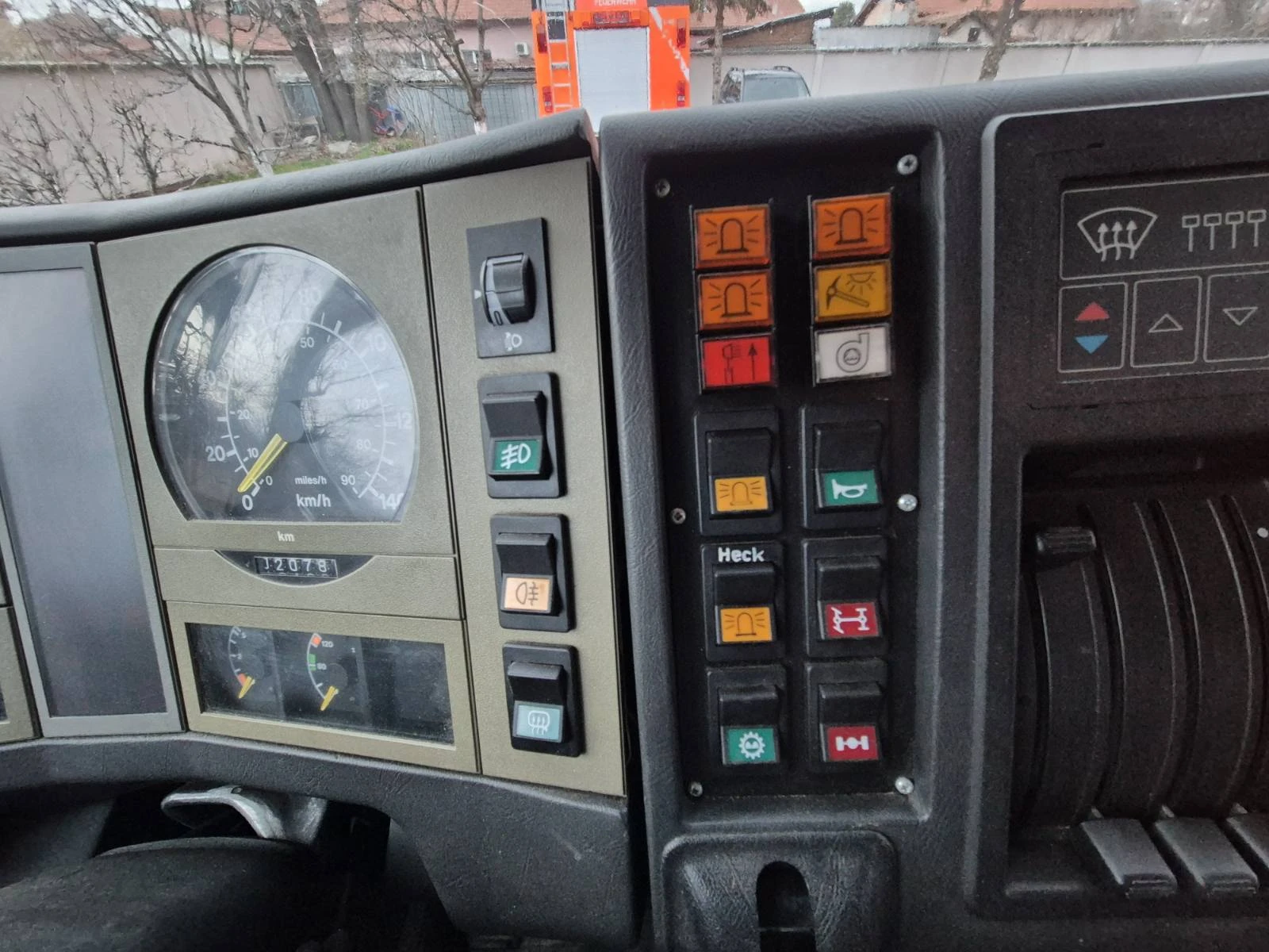 Други специализирани машини MAN 4х4 LF16/12 12.222 Пожарен автомобил, снимка 6 - Индустриална техника - 54171097