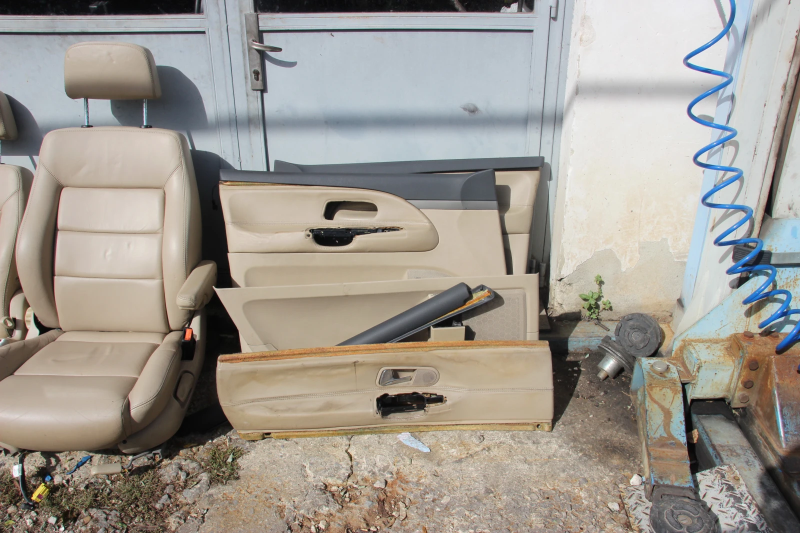      2003 .  | Mobile.bg   5