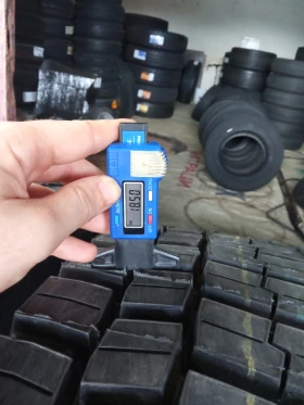 Гуми, снимка 4