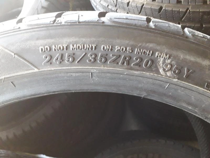 Гуми Летни 245/35R20, снимка 5 - Гуми и джанти - 24664274