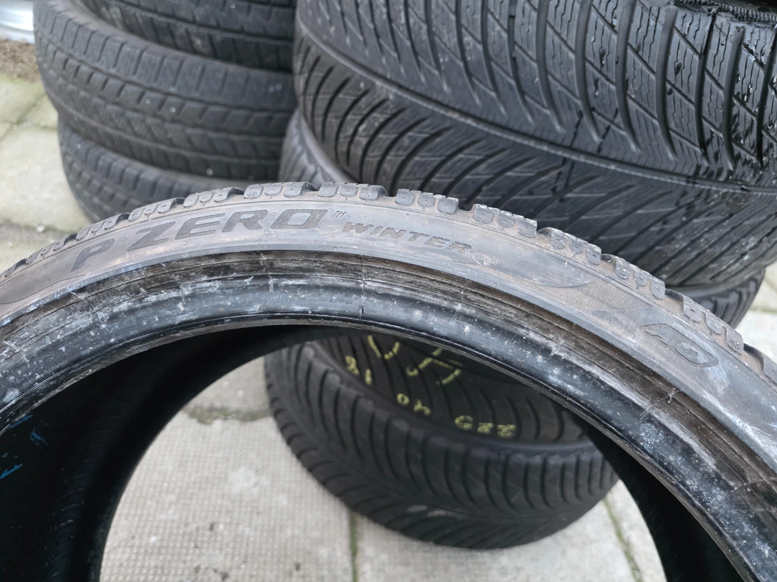 Гуми Зимни 265/30R19, снимка 5 - Гуми и джанти - 54634521