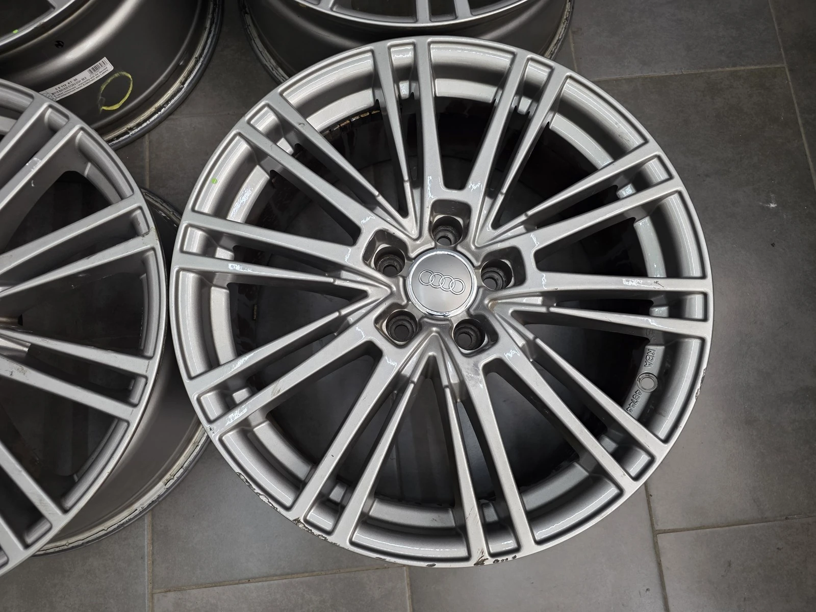 Джанти за Audi, снимка 8 - Гуми и джанти - 56718211