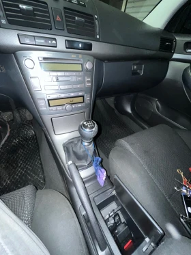 Toyota Avensis D4-D, снимка 17