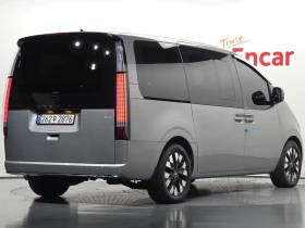 Hyundai Staria 4WD Lounge 9-Seater| 174к.с., снимка 2
