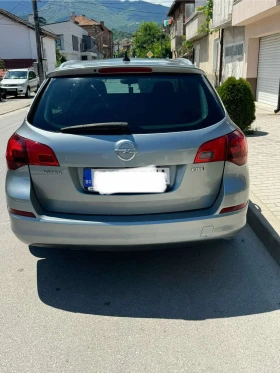 Opel Astra J Sport Tourer, снимка 2