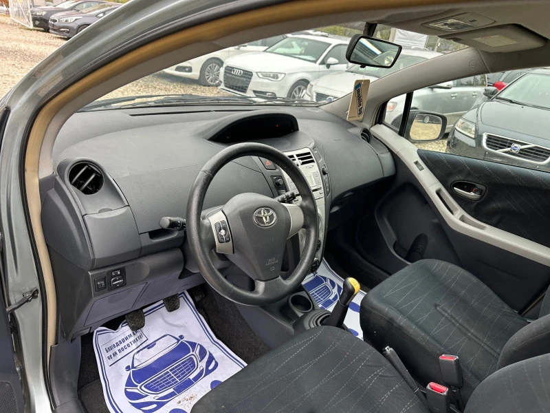 Toyota Yaris 1.3vvt-i 87k.c UNIKAT, снимка 7 - Автомобили и джипове - 43125735