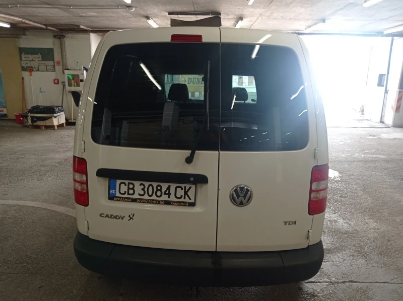 VW Caddy 1.6 TDI, снимка 2 - Автомобили и джипове - 47413558