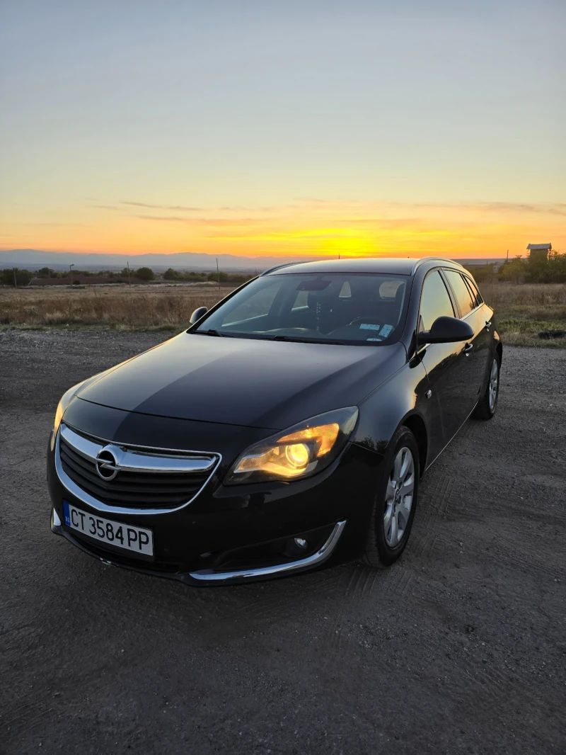 Opel Insignia, снимка 1 - Автомобили и джипове - 47723867