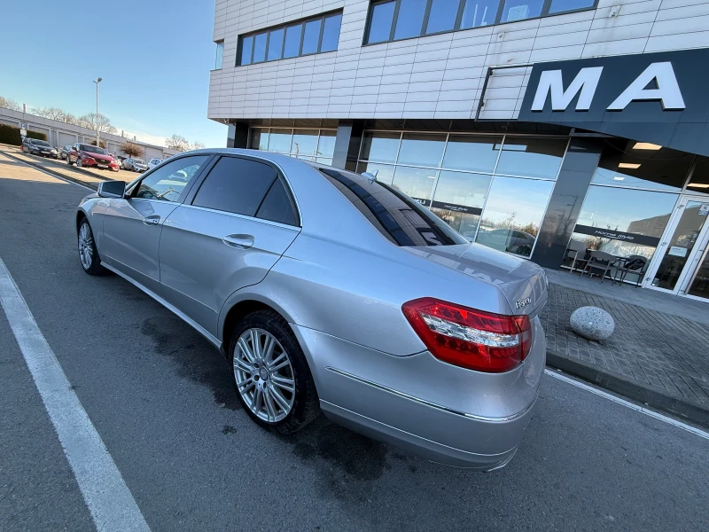 Mercedes-Benz E 350 2013г* 3.0CDI* На* Пружини, снимка 8 - Автомобили и джипове - 48370860