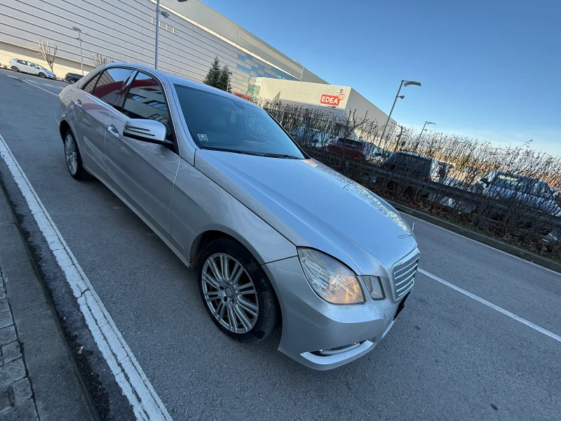 Mercedes-Benz E 350 2013г* 3.0CDI* На* Пружини, снимка 3 - Автомобили и джипове - 48370860