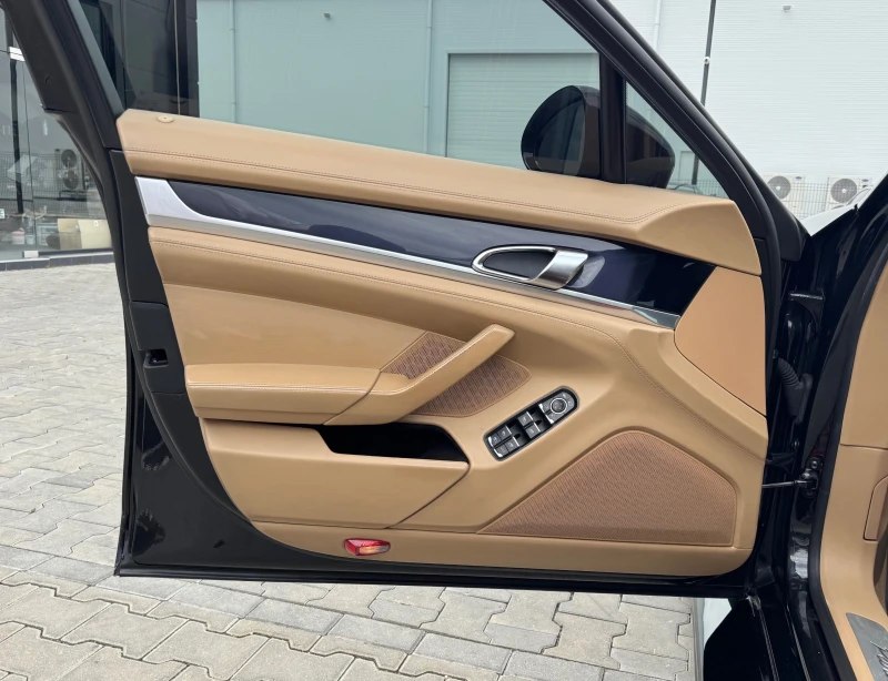 Porsche Panamera 4 * Mansory Optic* , снимка 11 - Автомобили и джипове - 50168127