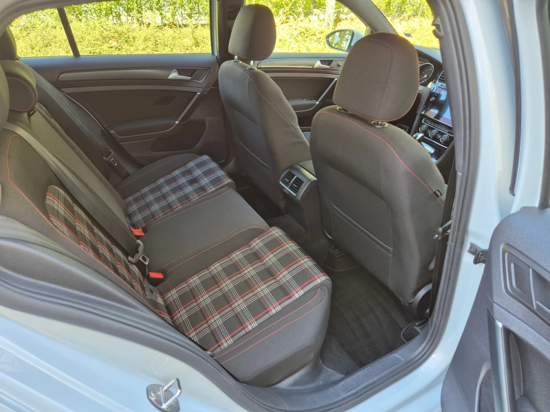 VW Golf GTI Autobahn * 97000км* , снимка 11 - Автомобили и джипове - 51523046