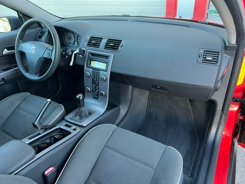 Volvo C30 1.6I EXLUSIVE COUPE KLIMATRONIK ЛИЗИНГ, снимка 15 - Автомобили и джипове - 51618849