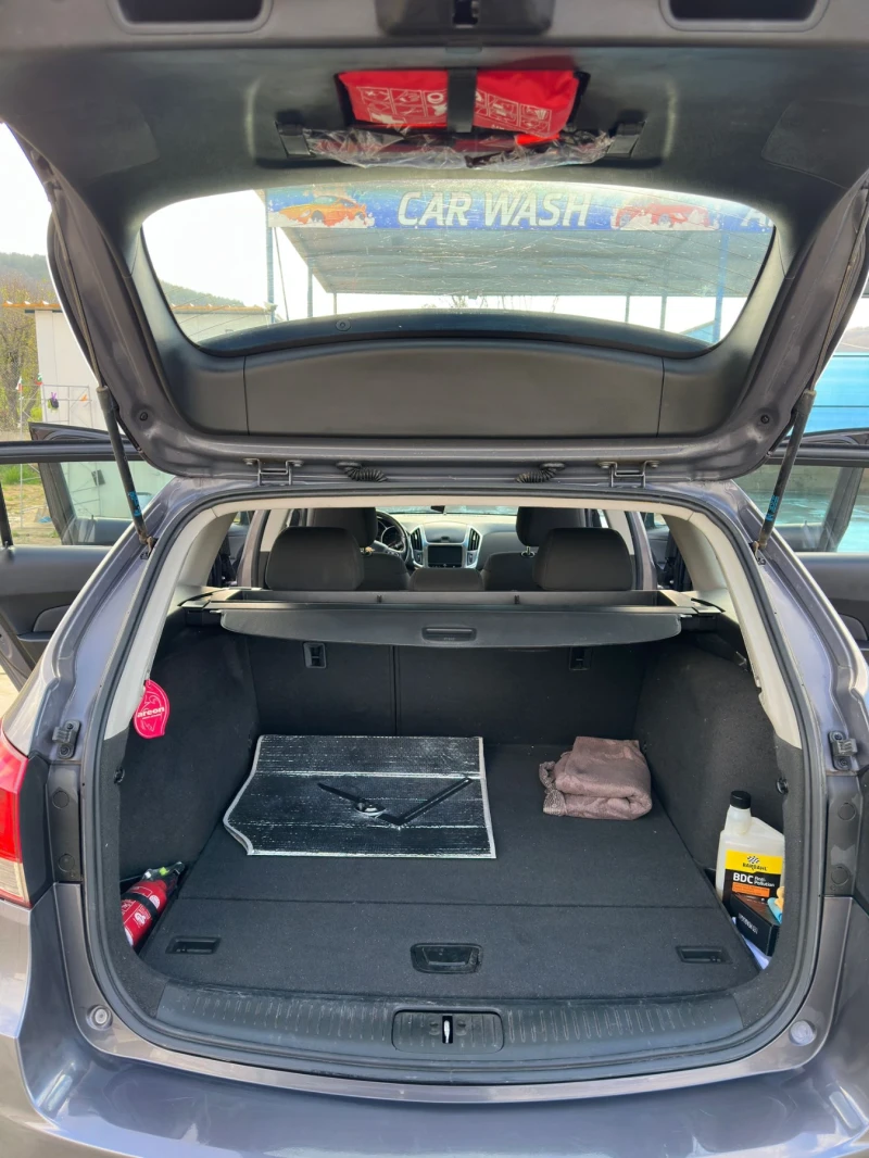 Chevrolet Cruze, снимка 11 - Автомобили и джипове - 52776690
