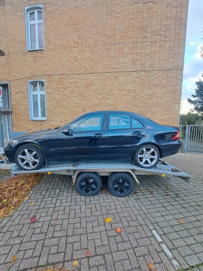 Mercedes-Benz C 180 143* AC* PDC* NAVI* XENON* TUV* AUT* FACE* LPG* , снимка 2 - Автомобили и джипове - 52787264