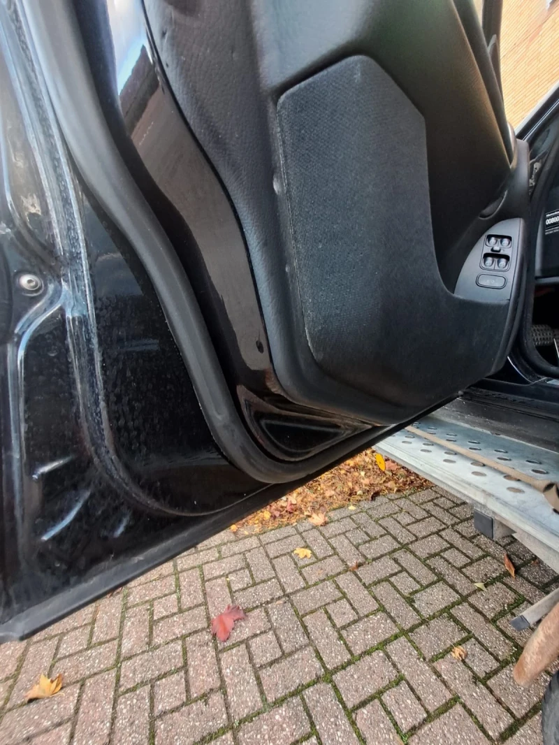 Mercedes-Benz C 180 143* AC* PDC* NAVI* XENON* TUV* AUT* FACE* LPG* , снимка 14 - Автомобили и джипове - 52787264